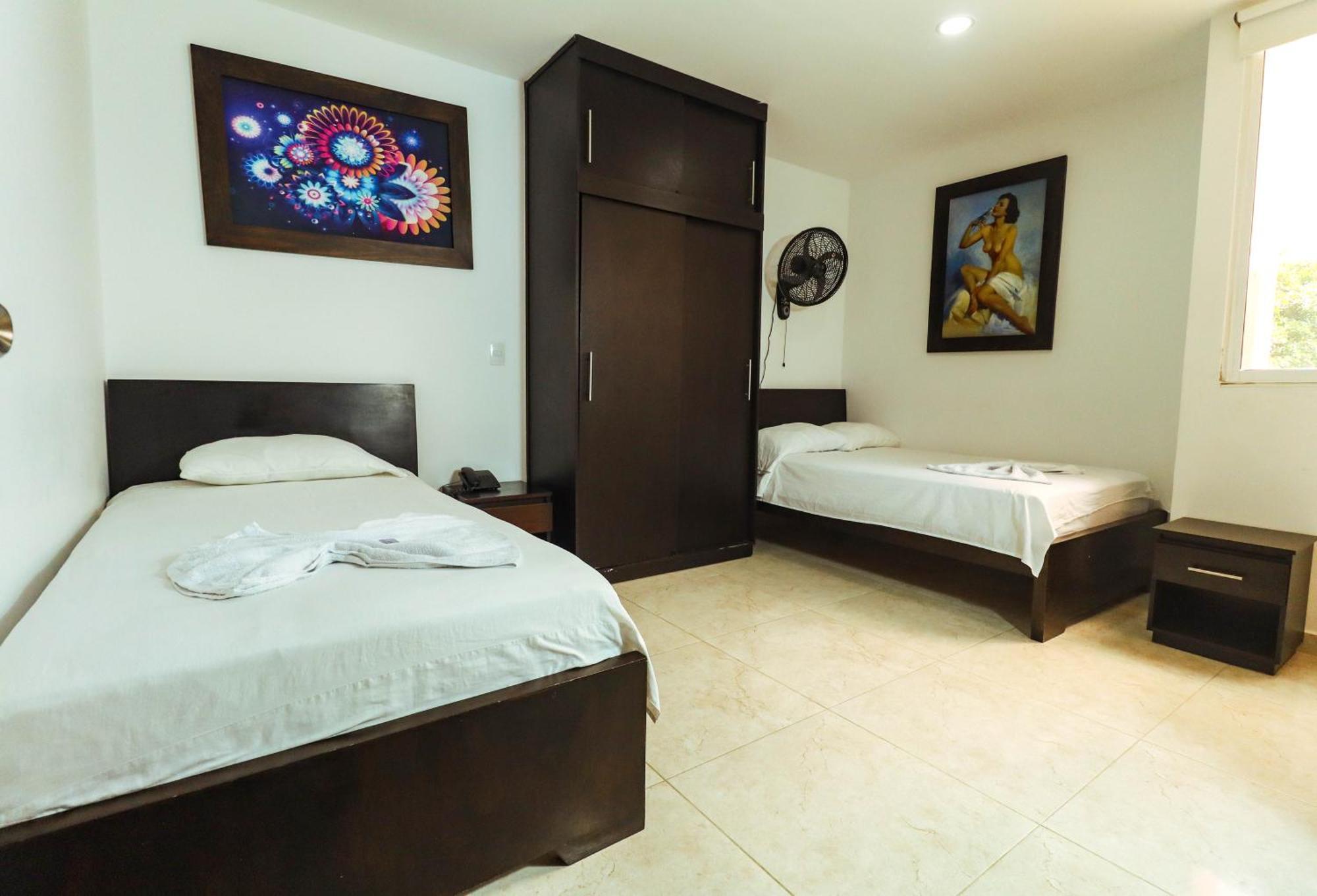Hotel California Air Carepa Kamer foto