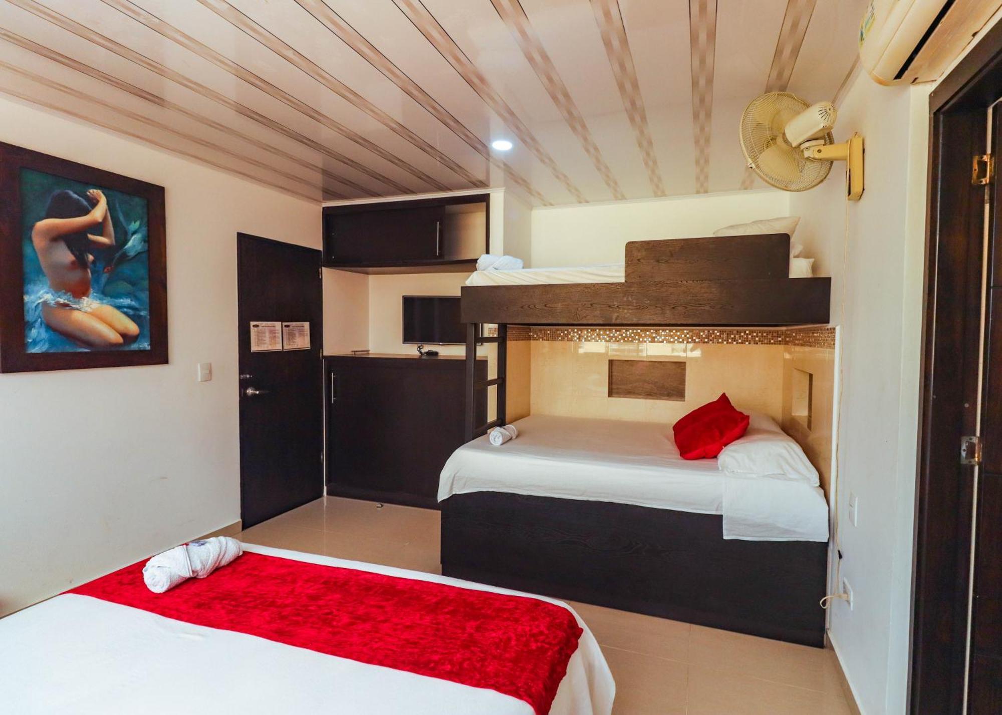 Hotel California Air Carepa Kamer foto